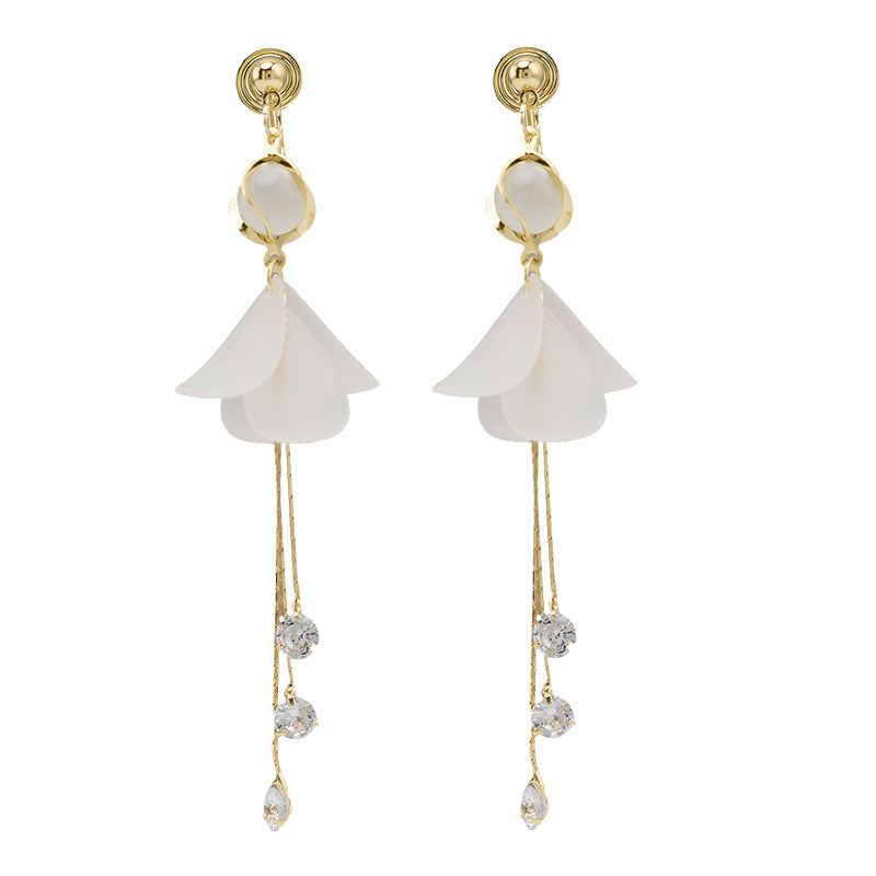 Super Fairy Sweet White Petal Fashion Temperament Long Tassel Mosquito Ear Clip