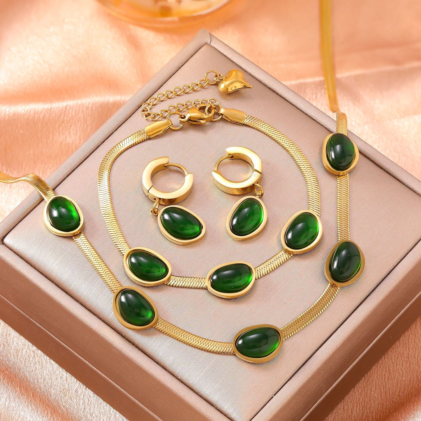 Women's Steel Snake Bones Chain Fashionable Retro High Sense Special Jewelry Set