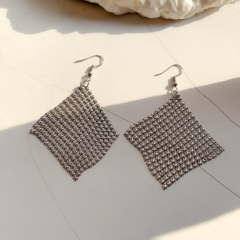 Women's Pretty Sequins High Sense Exaggerated Earrings