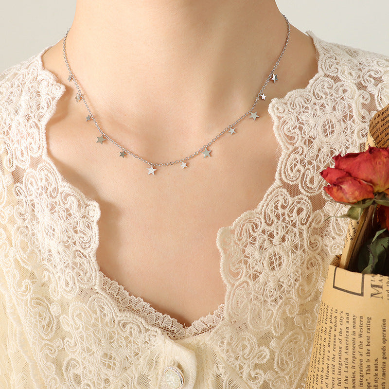 Colliers en titane avec chaîne de clavicule de style palais romain