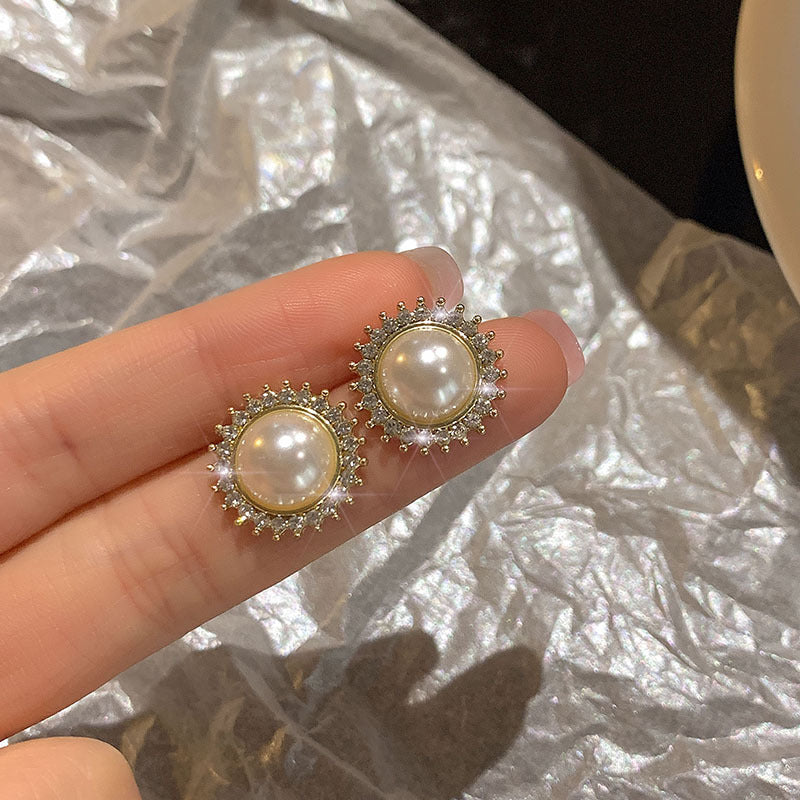 Damen-Ohrringe mit Sier-Nadel-Buchstabe, temperamentvolles Minderheiten-Design