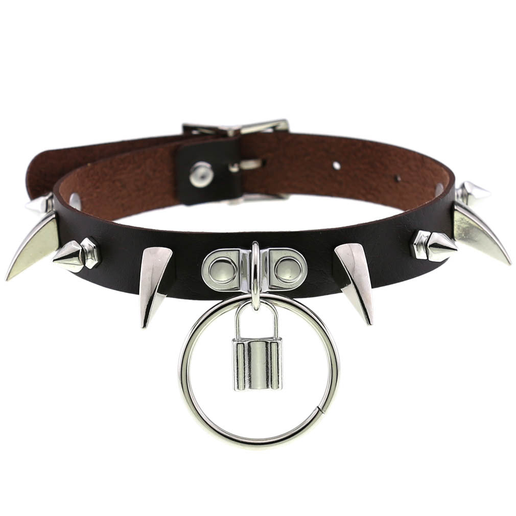Collier à rivets en corne de cuir, colliers suspendus de personnalité
