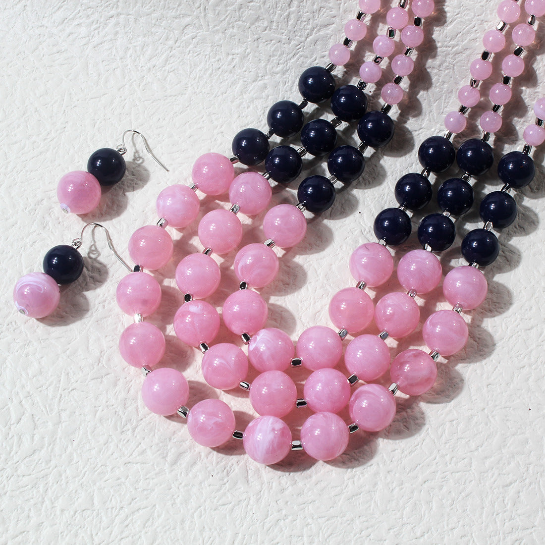 Ornement exagéré de mode pour femmes, perles simples pour colliers