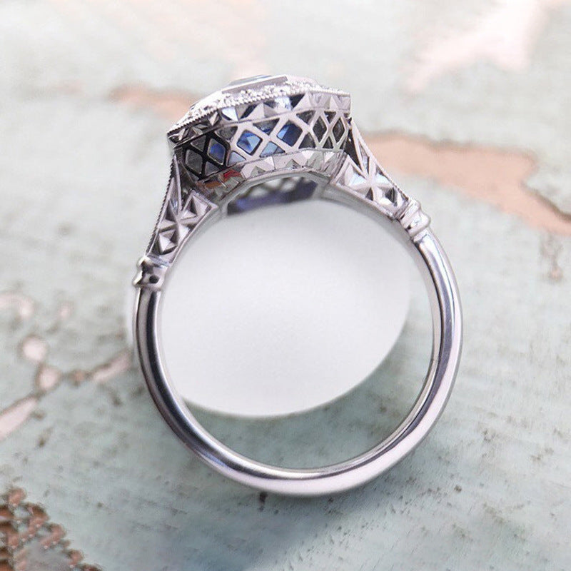 Women's French Royal Style Rich Long Hexagon Rings