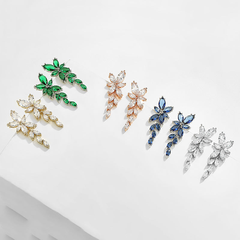 Women's Simple Long Horse Eye Zircon Light Earrings