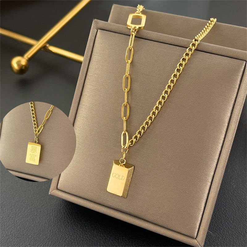 Colliers en titane avec pendentif en forme de petite barre d'or pour femme
