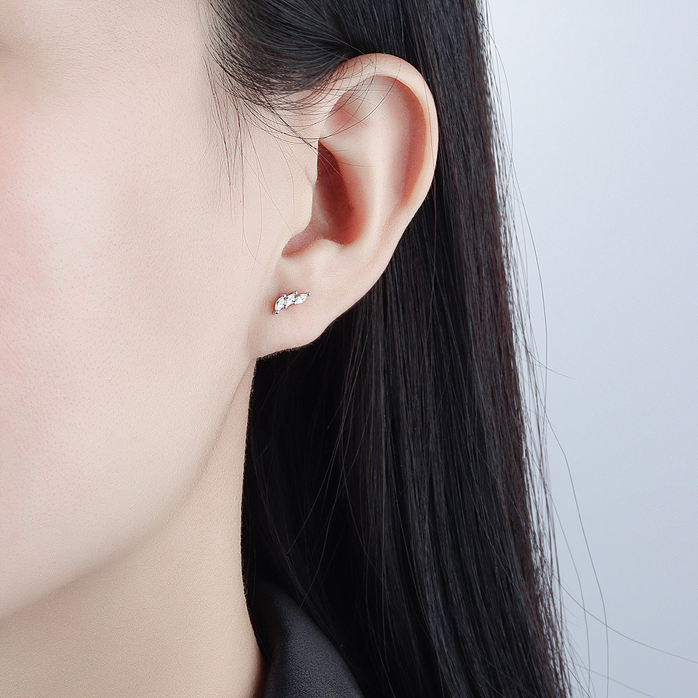 Zircon pour les yeux des femmes, pour des bagues de tempérament personnalisées et tendance