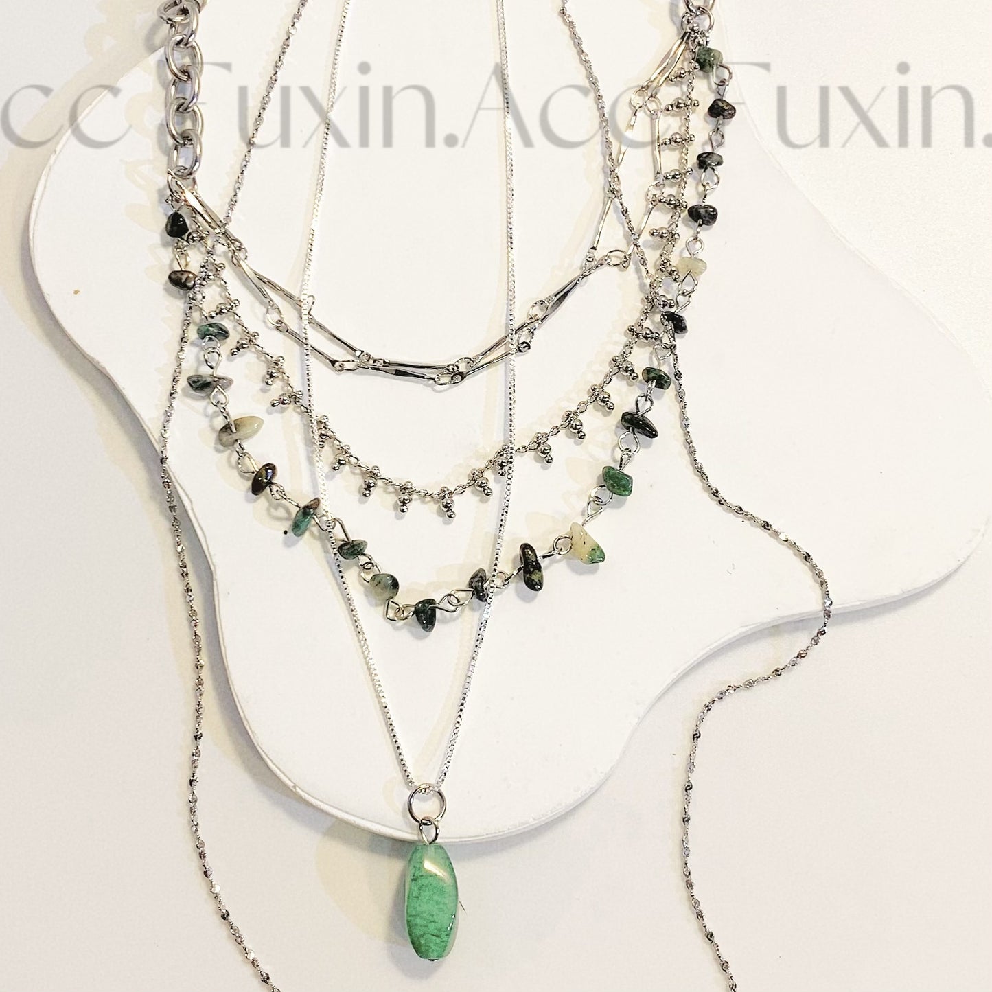 Fu Tassel Tophus Emerald Pendant Clavicle Chain Design Necklaces