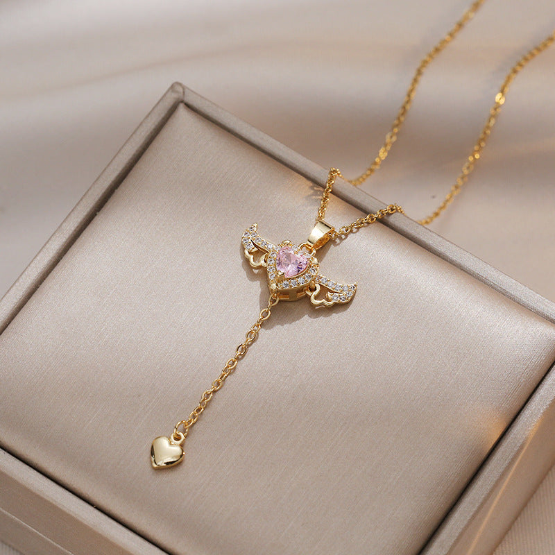 Colliers d'ange de conception minoritaire de luxe de lumière de Zircon de coeur de cupidon