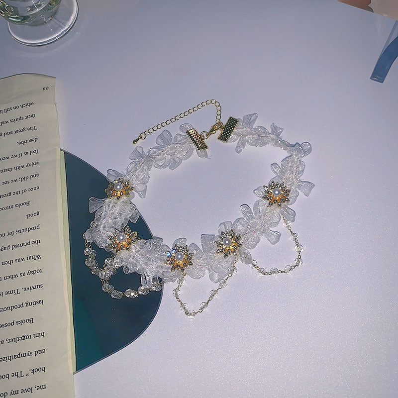 Super fée beaux colliers de cou en dentelle blanche
