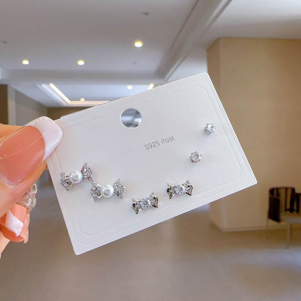 High-grade One Card Three Sier Suit Earrings