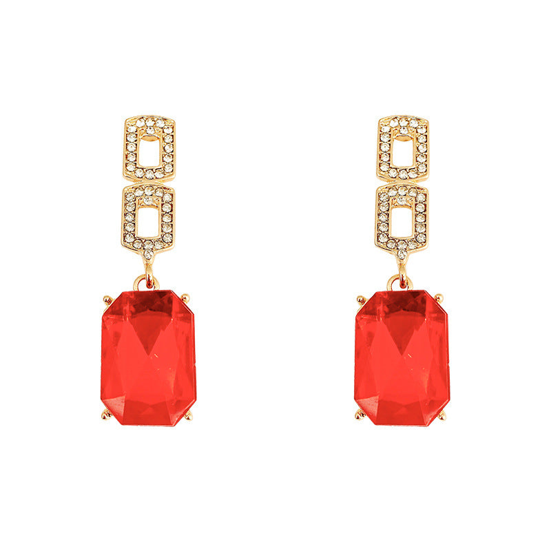 Women's Profile And Generous Gemstone For Trendy Earrings