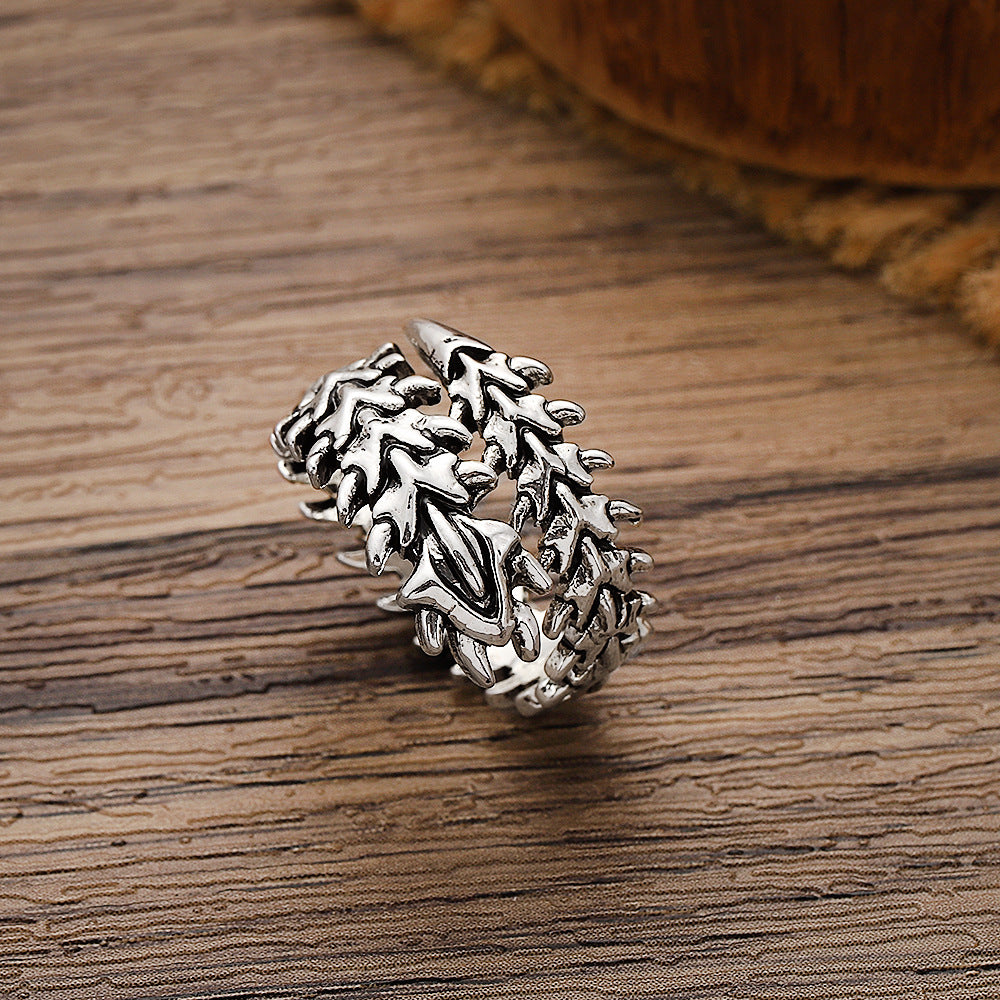 Women's & Men's & Punk Backbone Skull Personality Retro With Rings