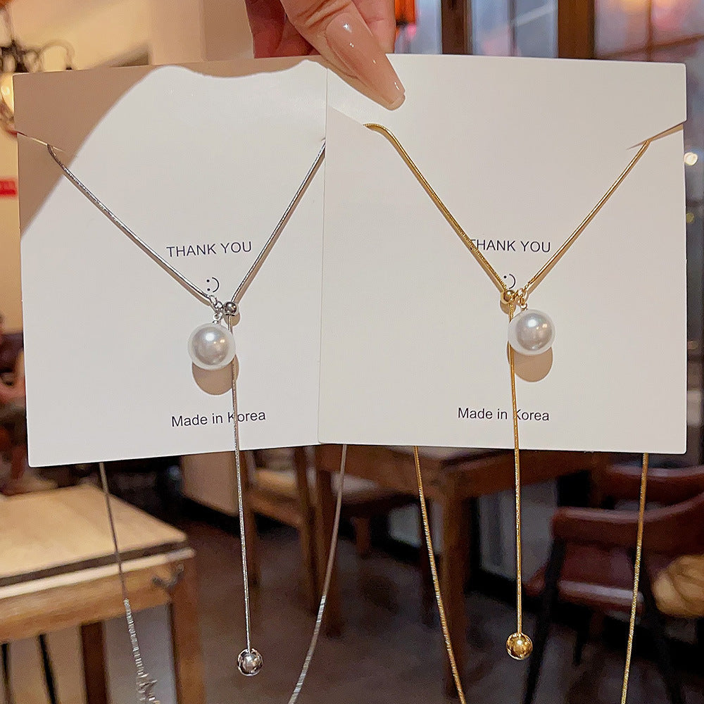 Colliers minoritaires de haute qualité avec ornement de luxe léger en perles pour femmes