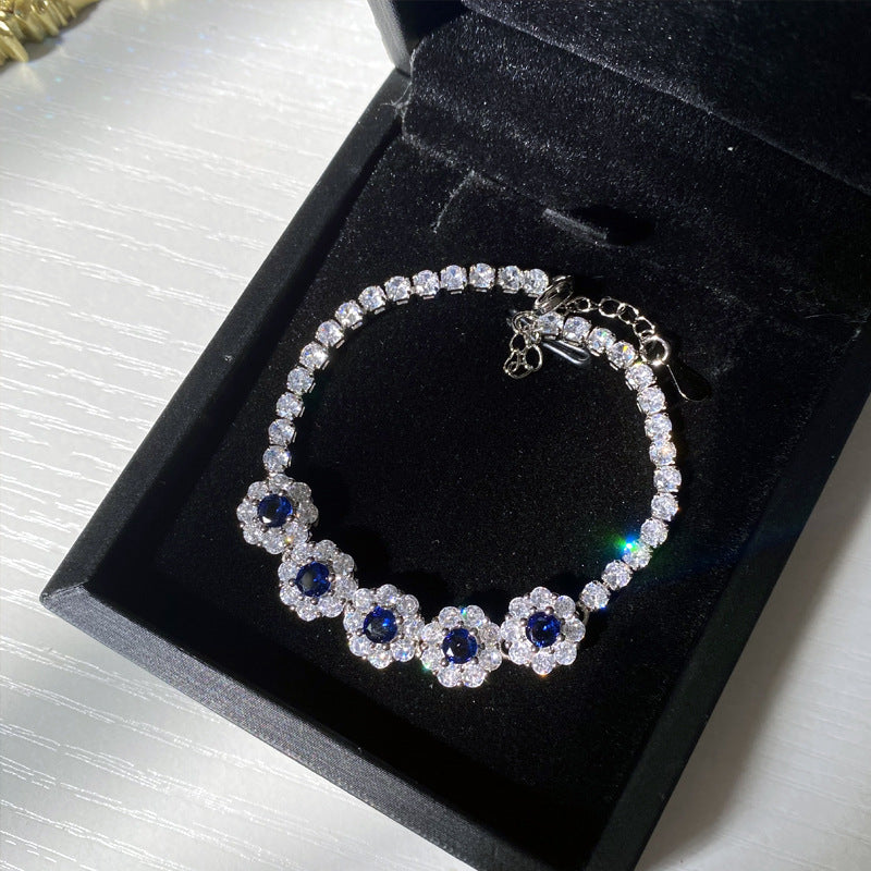 Farbige Edelsteine weibliche vergoldete Mode Temperament grüne Armbänder