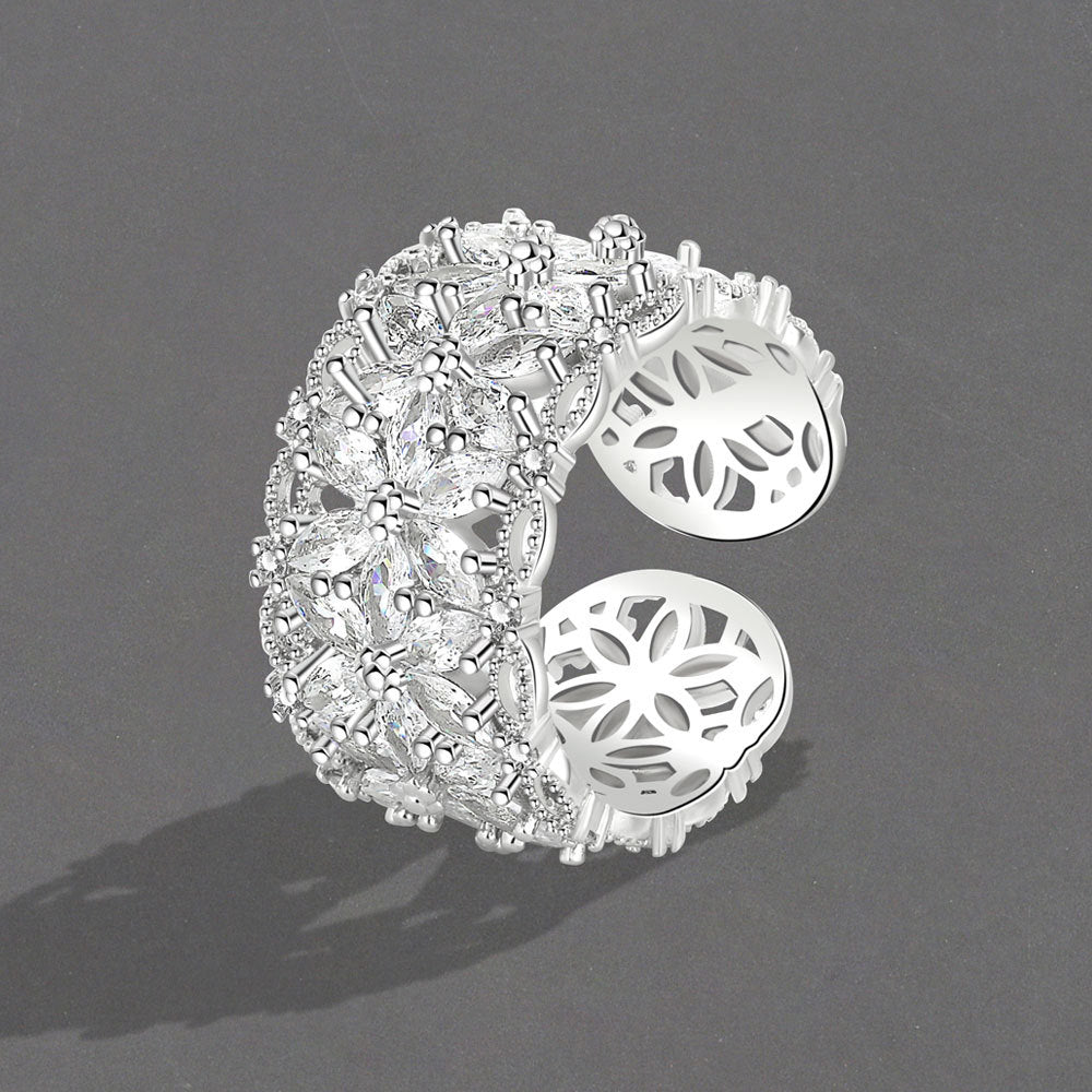 Design Flower Zircon Female Light Luxury Rings