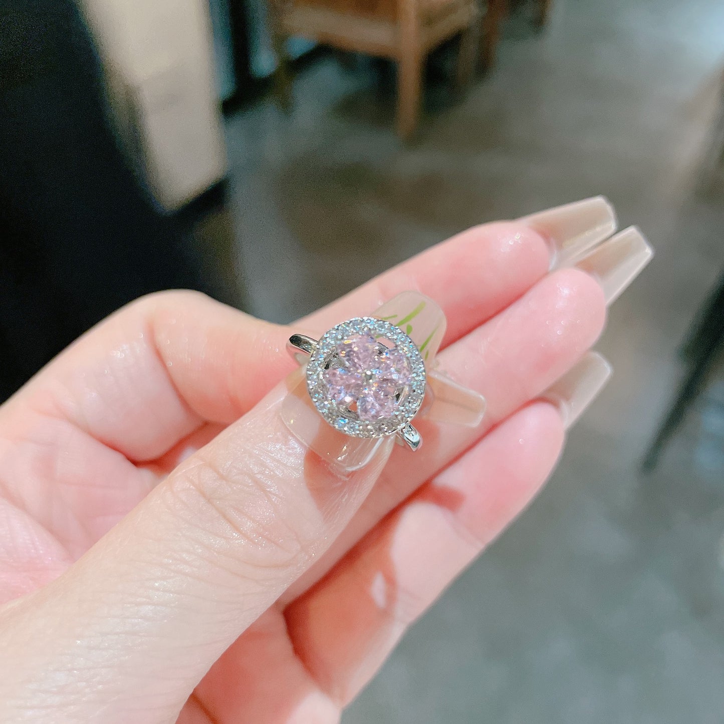 Women's Rotating Clover Niche Design Fashionable Exquisite Rings