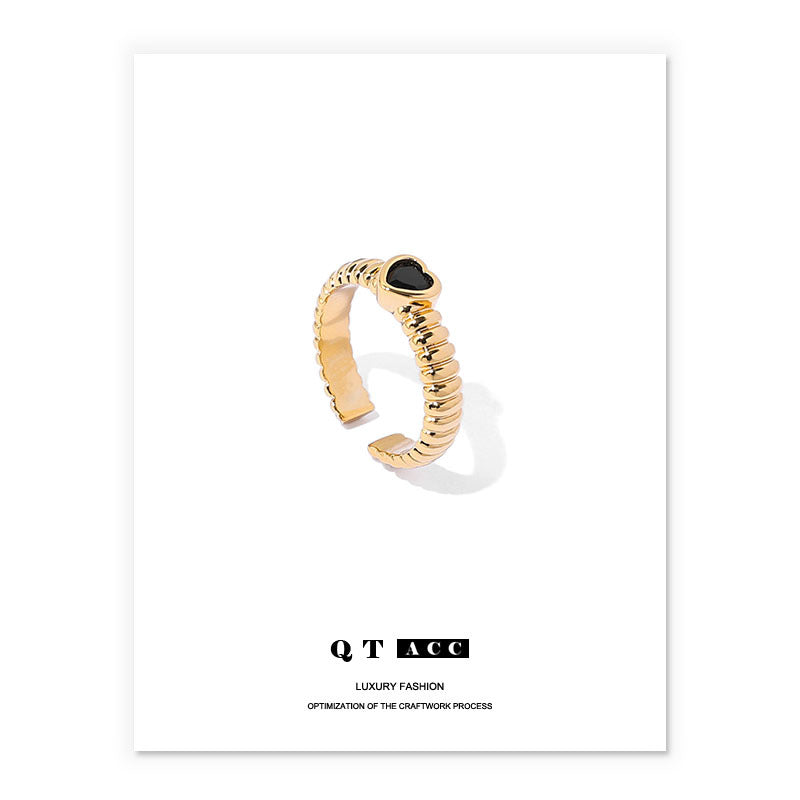 Vergoldete französische Vintage-Stil-Ringe mit schwarzem Liebesherz