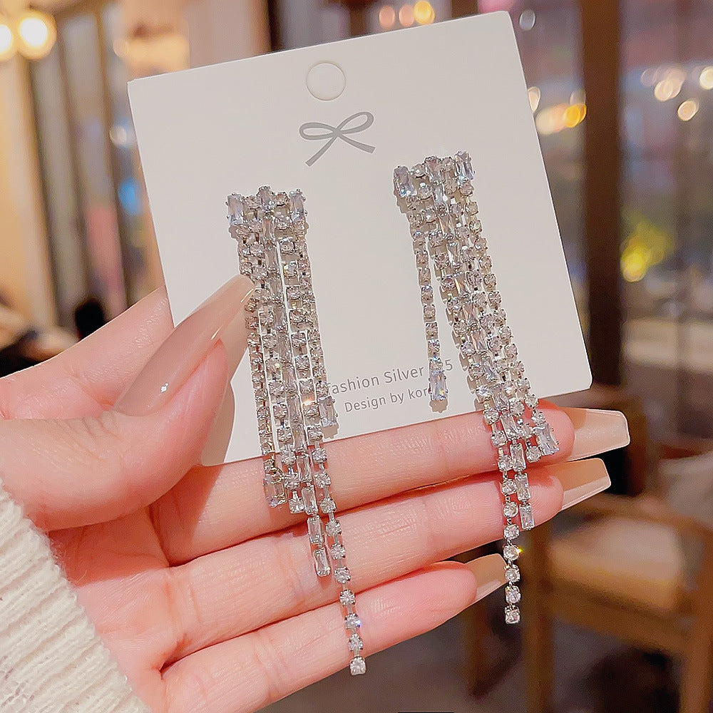 Women's Face Slimming Tassel Trendy Long Graceful Earrings