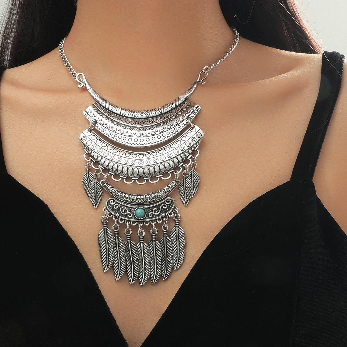 Colliers minoritaires tibétains turquoise vintage de Lhasa au Népal