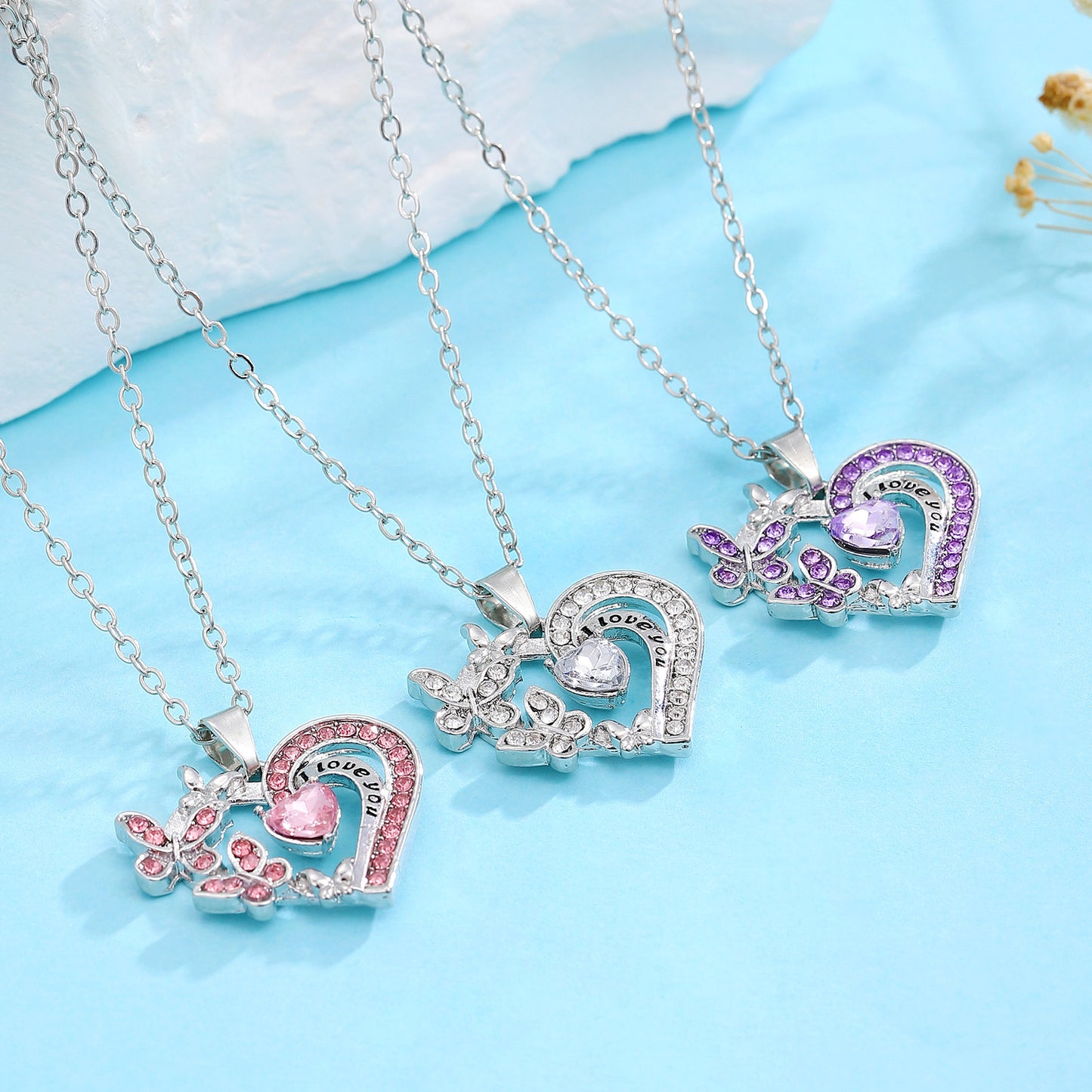 Alloy Female Micro Inlay Rhinestones Hollow Heart Necklaces
