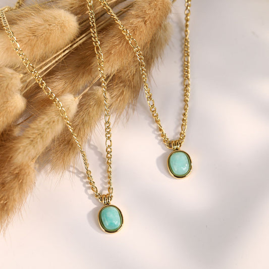 Green Roman Natural Stone Oval Ite Necklaces