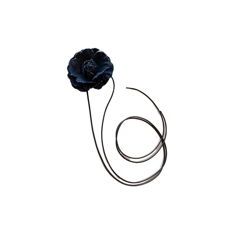 Colliers de luxe en forme de fleur de Rose enchanteresse pour femmes, chaîne de clavicule légère