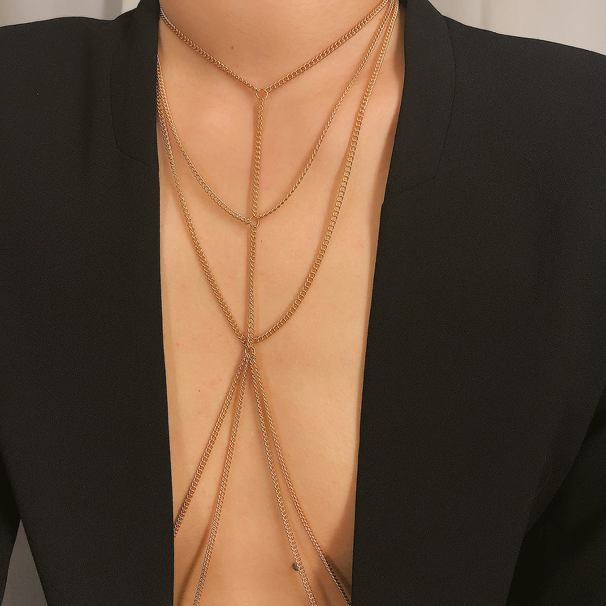 Colliers de perles de cuivre ornement de reliure de cou sexy