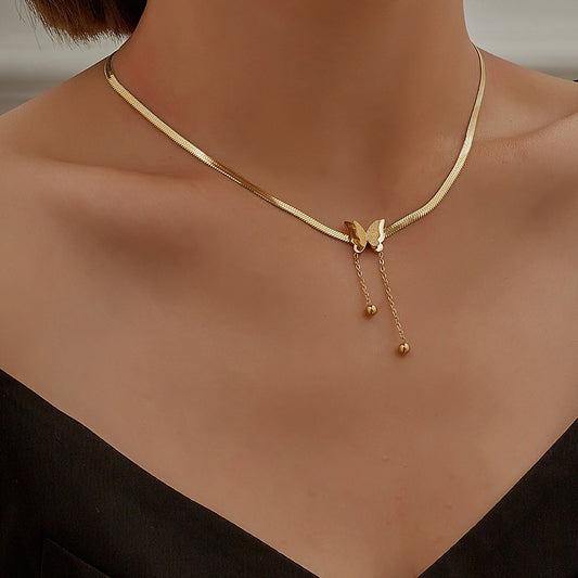 Colliers serpent plaqués avec pendentif papillon givré pour femmes, à la mode