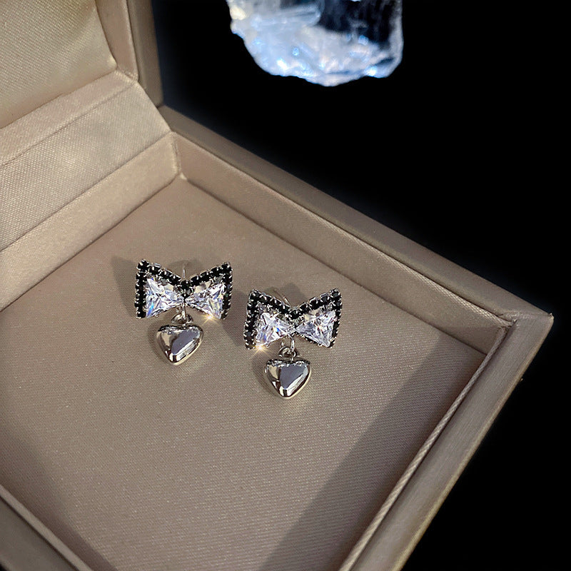 Women's Style Elegant Dark High-grade Geometric Sier Needle Hot Earrings