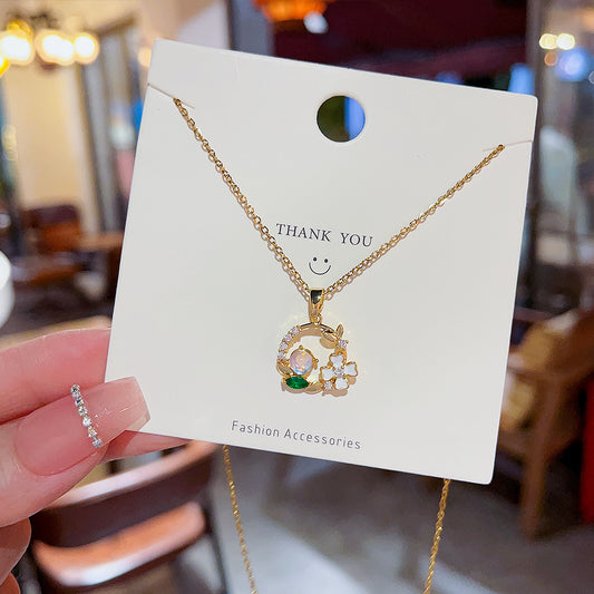 Women's Summer Beautiful Petals Ornament Light Luxury Minority Trendy Sweet Necklaces