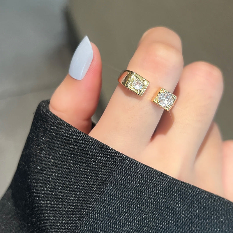 Stil mit eingelegtem Zirkon, modisch, personalisierbar, kaltes Design, hochwertige Ringe