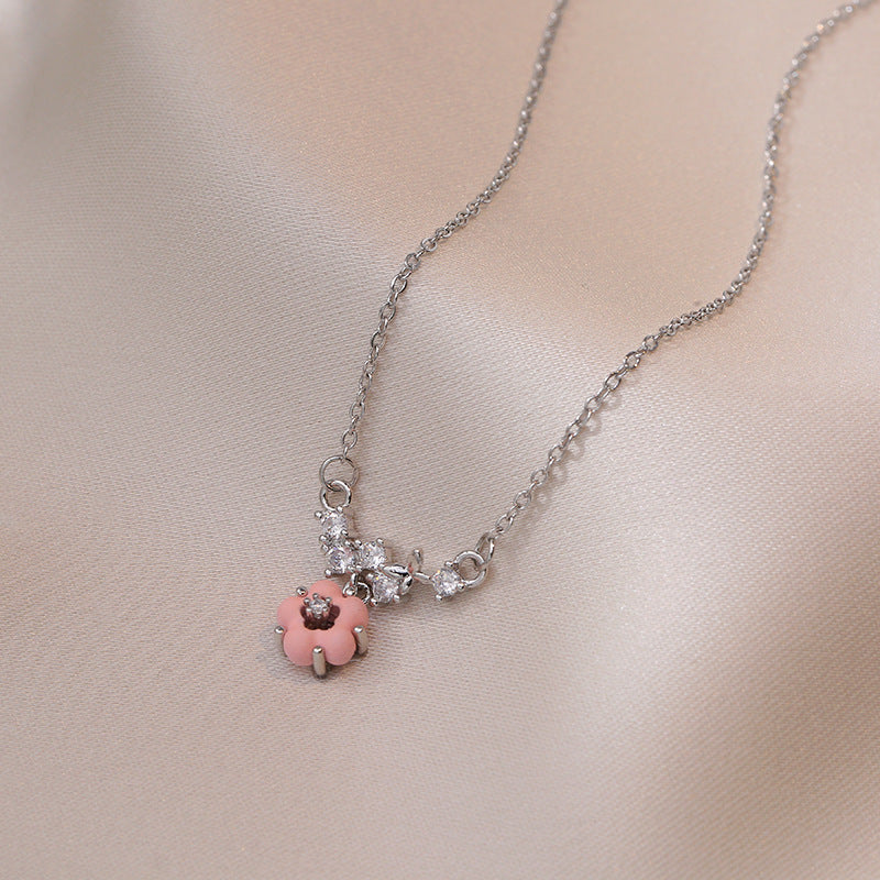 Women's Flower Zircon Special Interest Light Luxury Design Necklaces