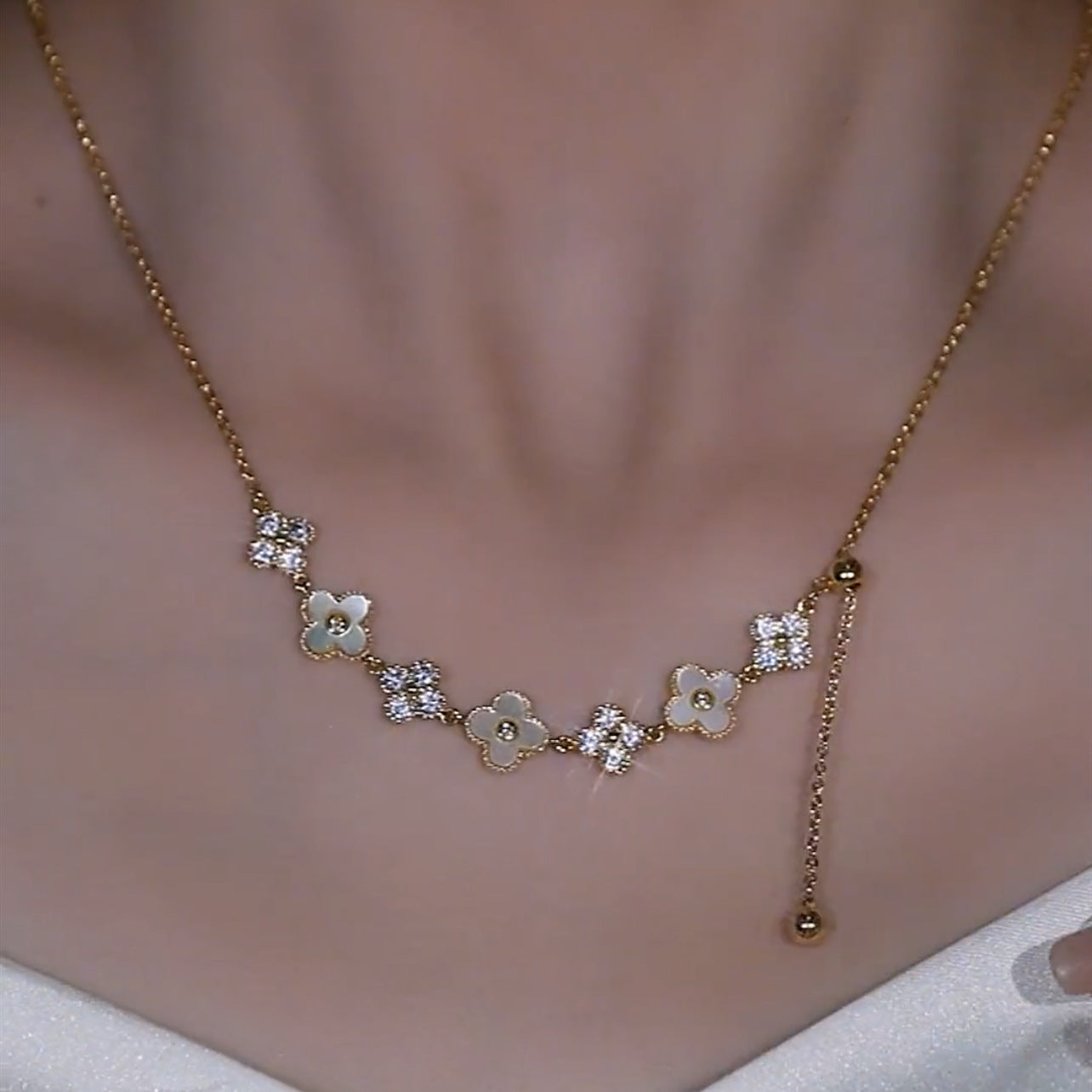 Colliers de trèfle fritillaire naturel de luxe léger et exquis en Zircon