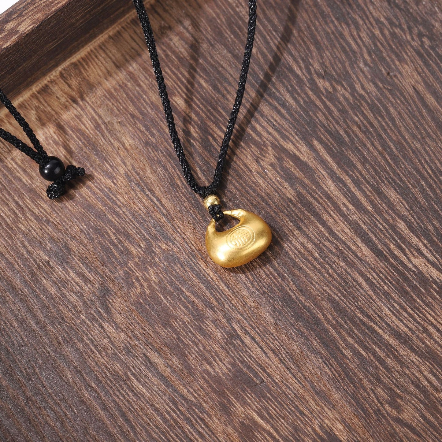 Women's Rope Lucky Bag Clavicle Chain Light Necklaces