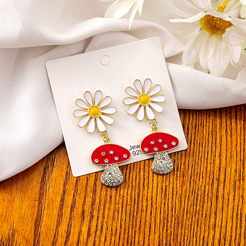 Women's White Small Daisy Sweet Creative Personality Mushroom Fashion Earrings