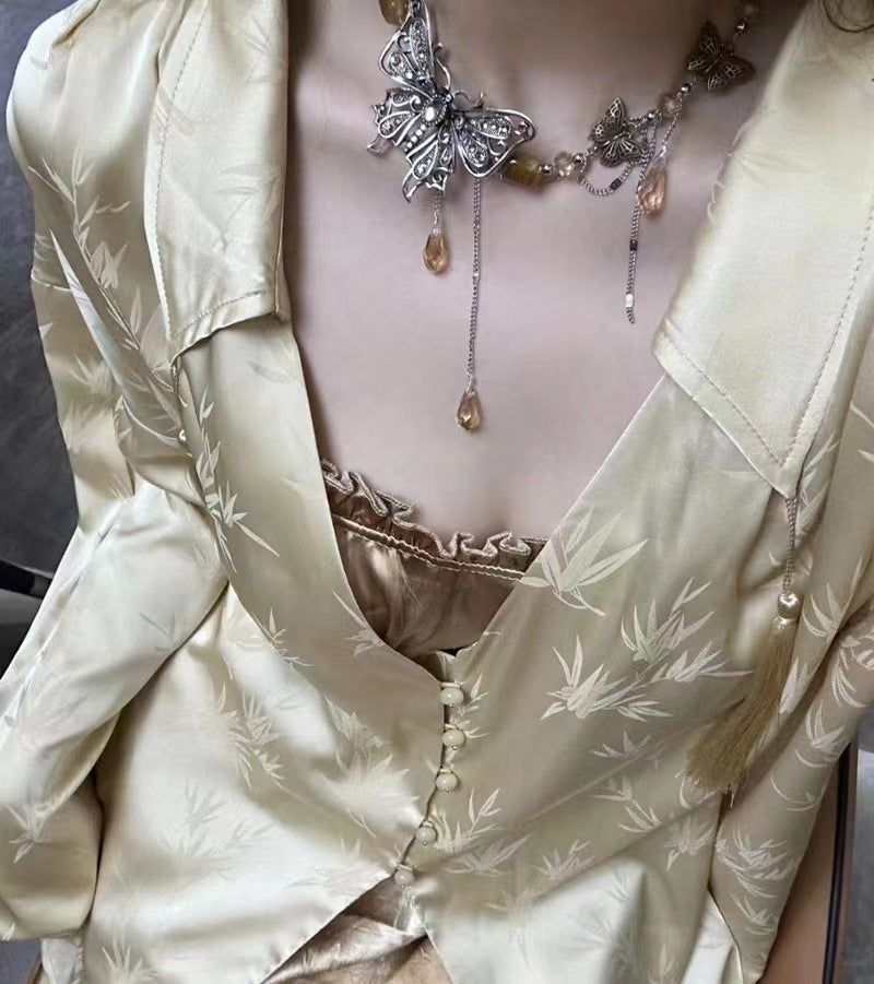 Brown Amber Beaded Butterfly High-grade Cold Necklaces