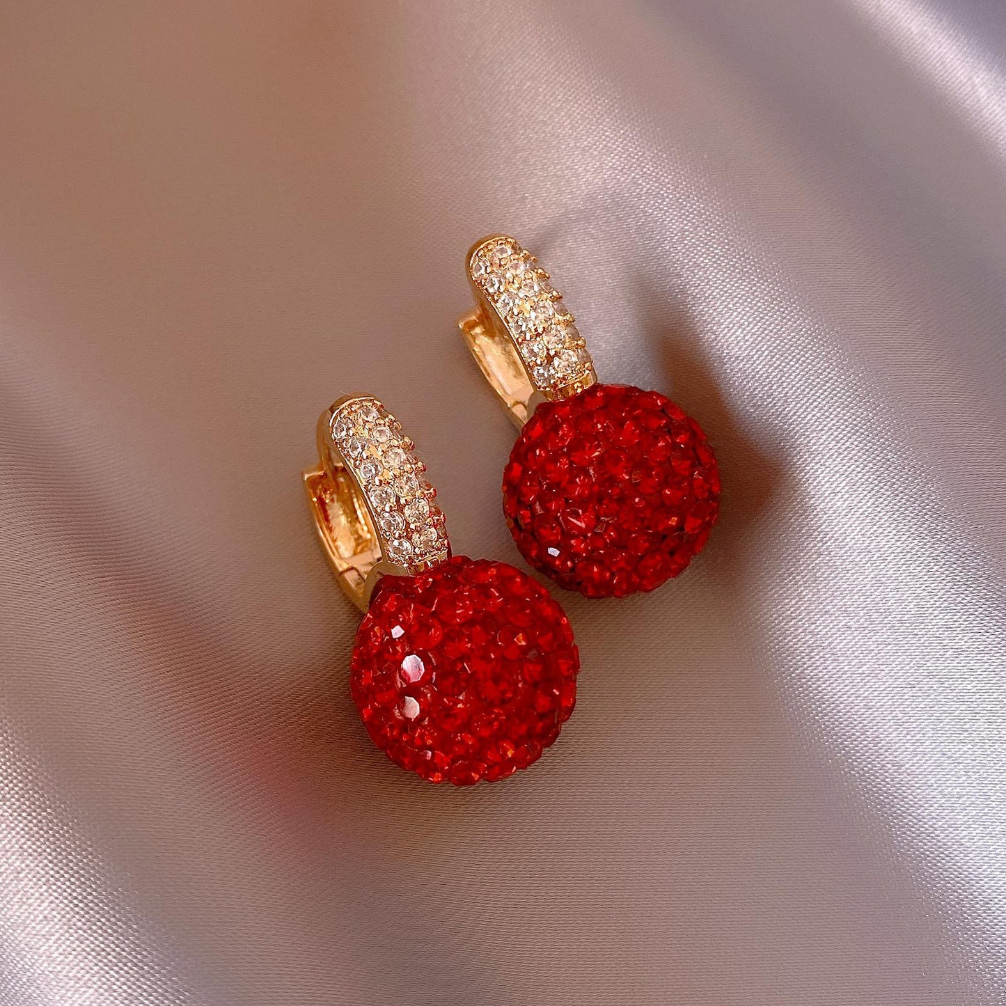 Women's Trendy Over Ear Clip Temperament Life Rings