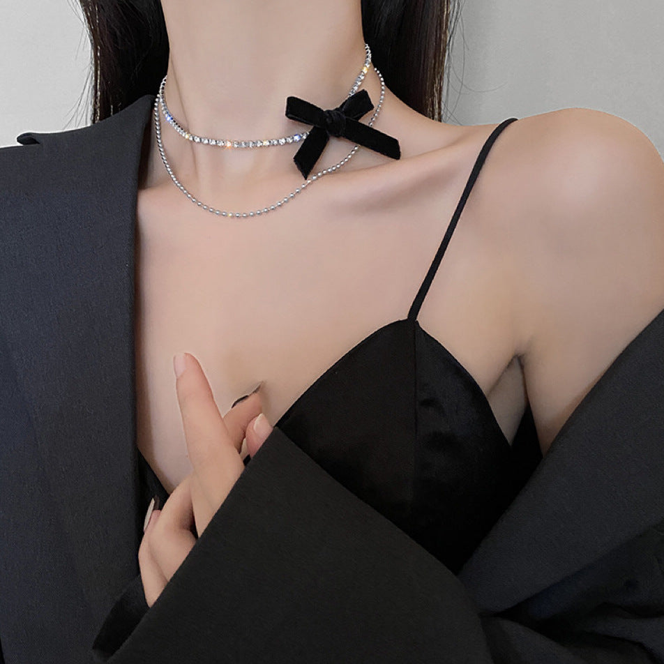 Women's Pure Desire Style Veet Bow Ornament Necklaces