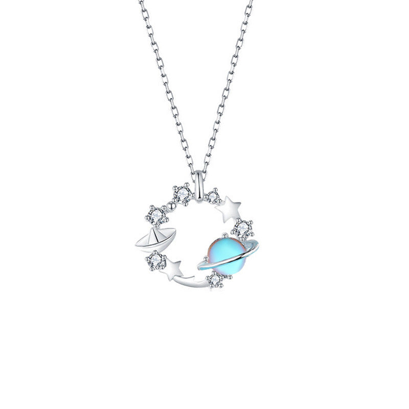 Colliers de luxe abordables avec pendentif en pierre de lune ciel étoilé minoritaire personnalisé pour femmes