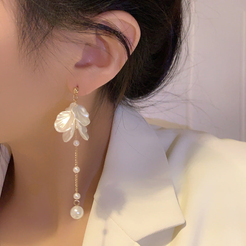 Sier Needle Fairy Petals Pearl Tassel Earrings