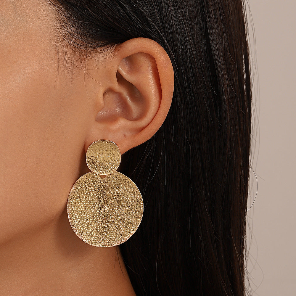 Mode rétro exagérée pour femmes et boucles d'oreilles élégantes personnalisées