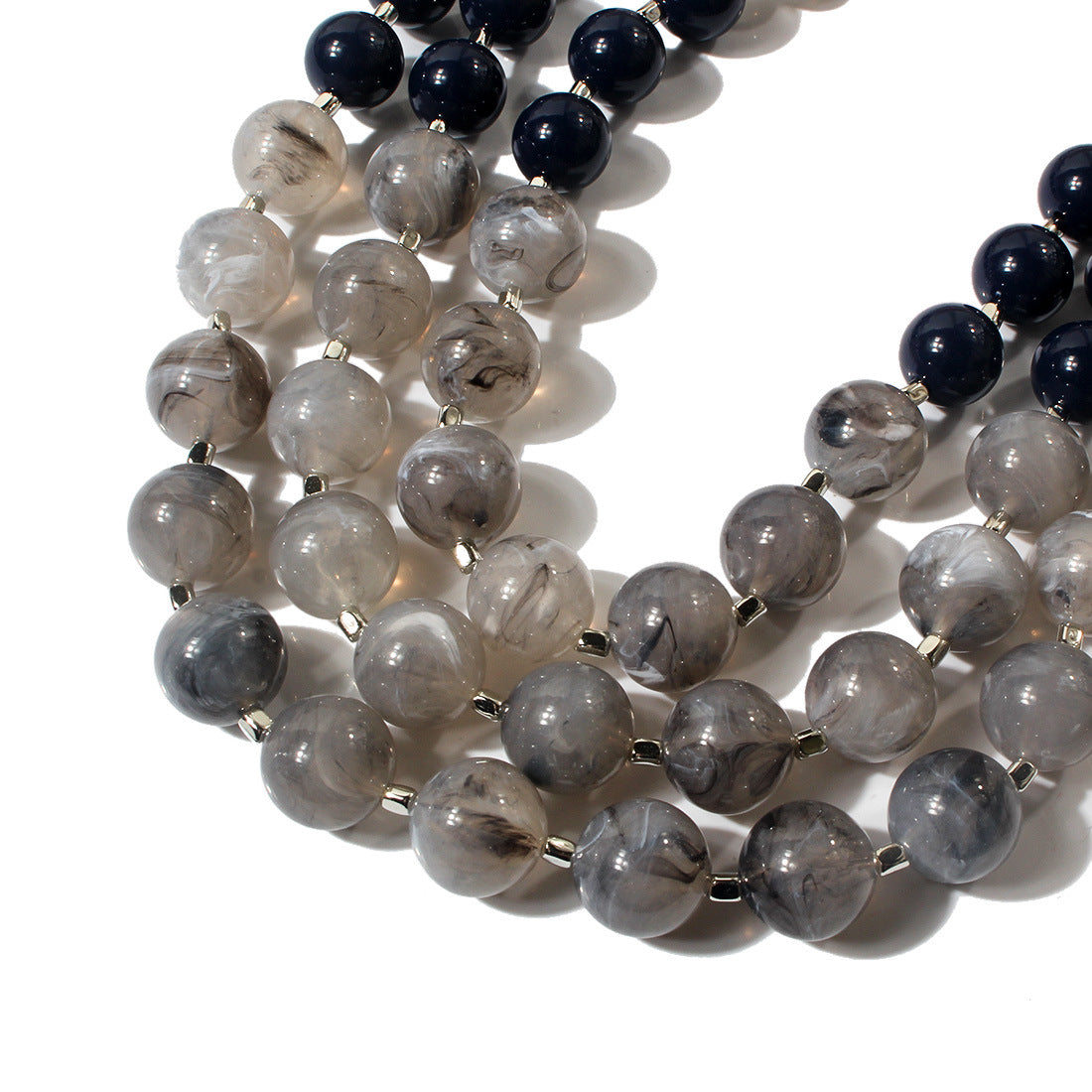 Ornement exagéré de mode pour femmes, perles simples pour colliers
