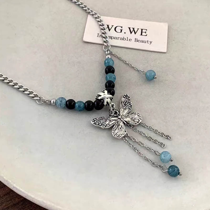 Colliers de style ethnique avec pompon papillon en perles chinoises