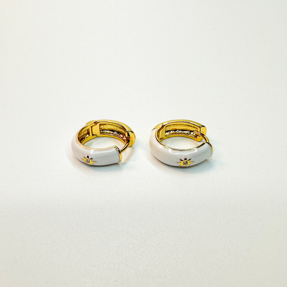 White And Black Two-tone Drip Glazed Ear Clip Earrings