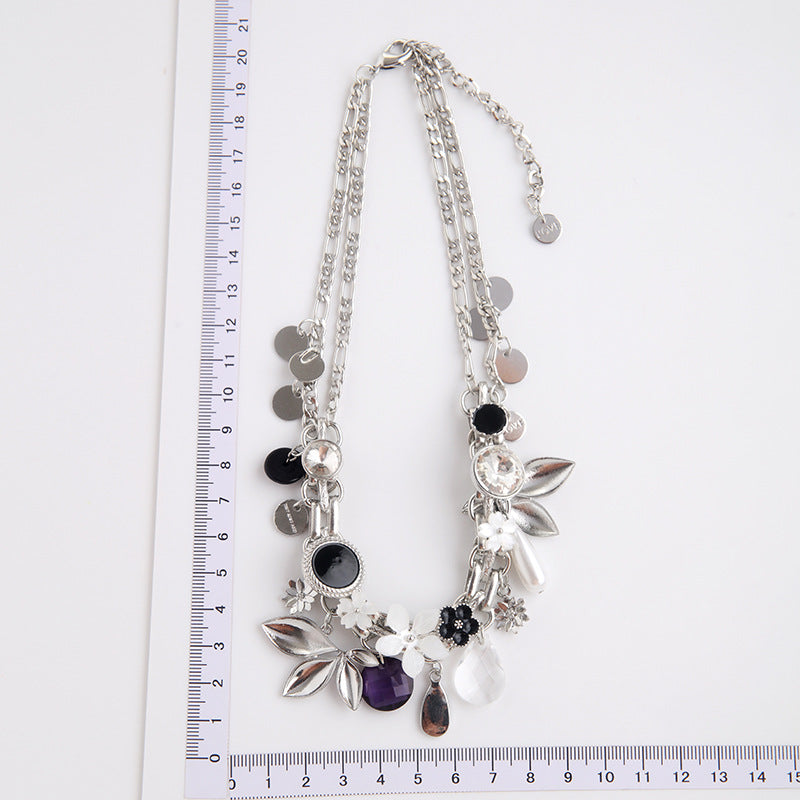 Colliers féminins en chaîne de clavicule avec bouton d'onyx noir en cristal