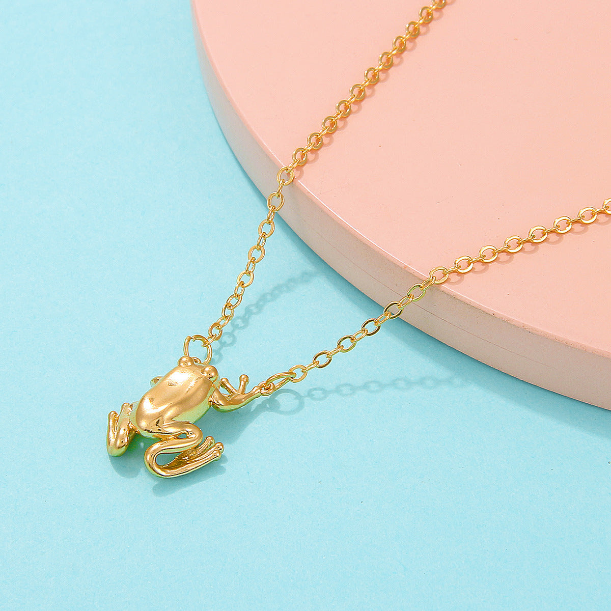 Wind Creative Frog Pendant Cute Fashion Necklaces
