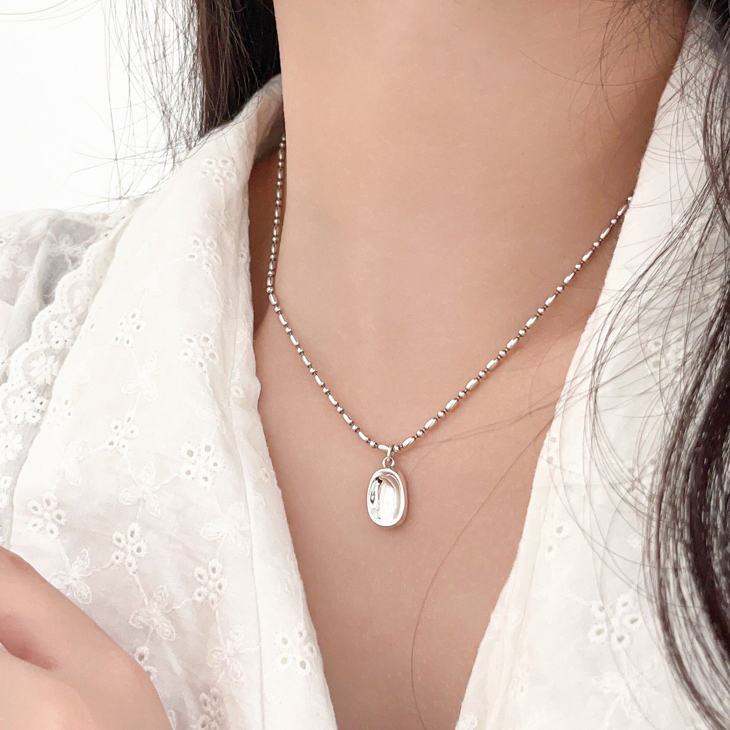 Colliers de haute qualité en grains de riz ovales sterling