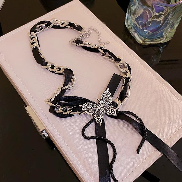 Colliers chauds à pendentif à longue frange de style cool