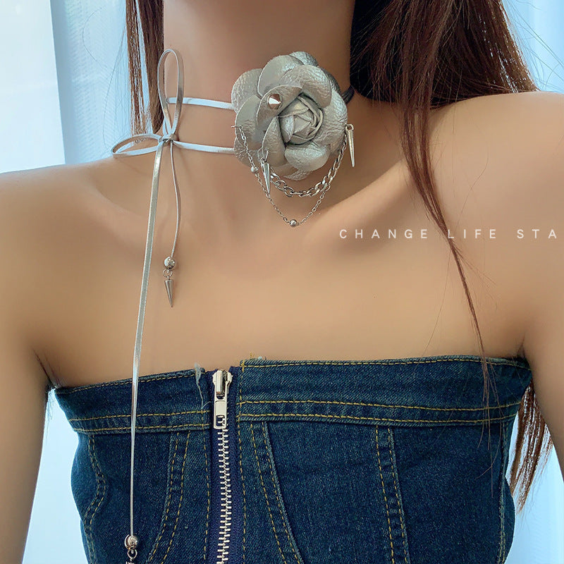 Three-dimensional Flower Waist Chain Personalized Minority Necklaces